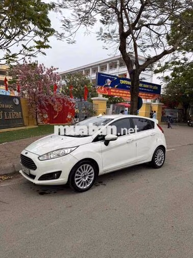 Ford Fiesta 2018 Trắng 100000 km