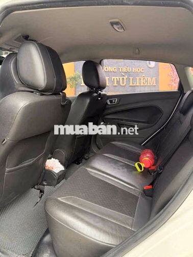 Ford Fiesta 2018 Trắng 100000 km