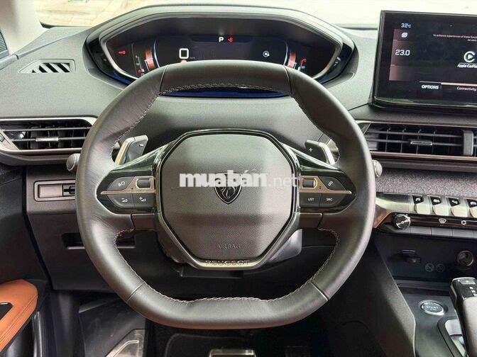 Peugeot 3008 Premium 2025 Đen 3.500 km