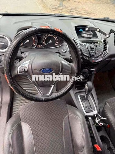 Ford Fiesta 2018 Trắng 100000 km