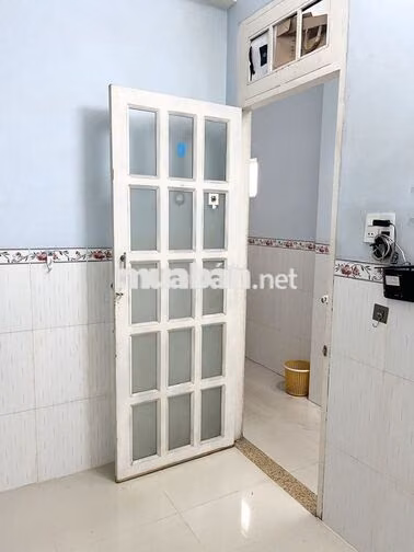 Phòng 25m2 tại đg Ng. Hữu Cảnh, 3,5tr, an ninh, giờ tự do, thân thiện