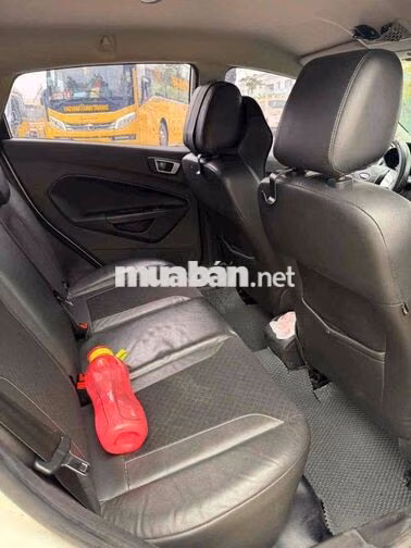 Ford Fiesta 2018 Trắng 100000 km