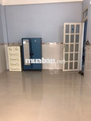 Phòng 25m2 tại đg Ng. Hữu Cảnh, 3,5tr, an ninh, giờ tự do, thân thiện