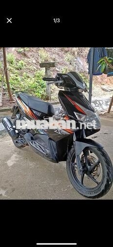 Honda Air Blade Thể thao màu Đen