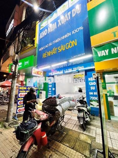 Tuyển Nam Bán Hàng Tại Âu Cơ Q11