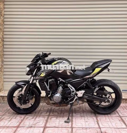 Kawasaki Z650 2019 Đen bs29- xe nguyên bản đẹp mơi