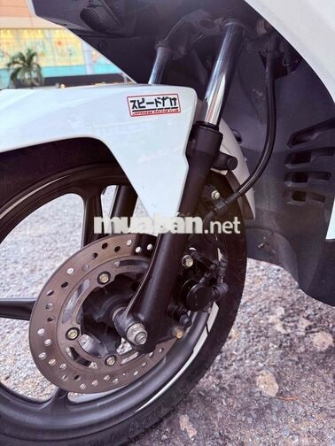 Honda Air Blade 4 val 2024 Trắng đen 18000 km