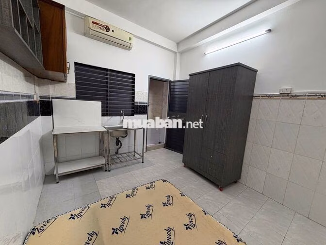Phòng XVNT gần cầu Thị Nghè, full nội thất, ngay tầng trệt