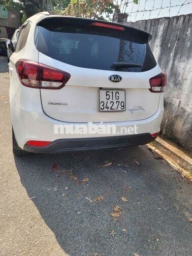 Kia Rondo 2017 Trắng Số sàn 150.000 km, giá 240tr