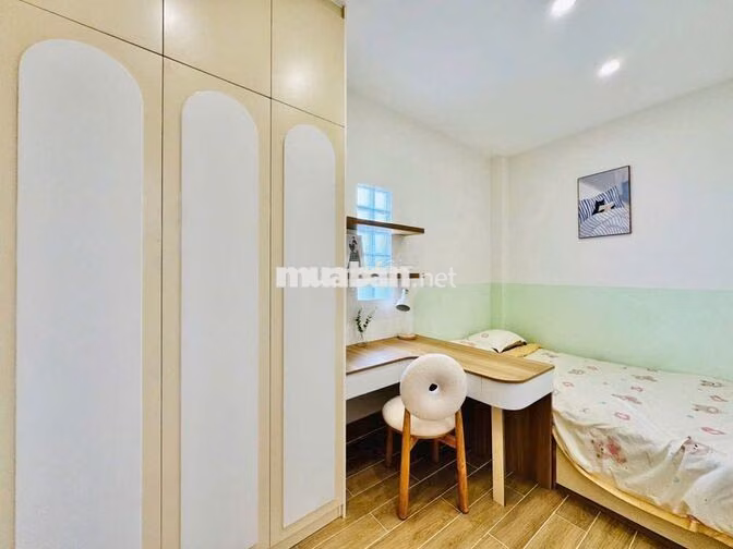 Nhà phạm văn chiêu 4,2x10 nở hậu 4,6 an hội đông