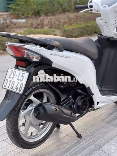 Honda Vision Trắng dky 2018 mới 99%