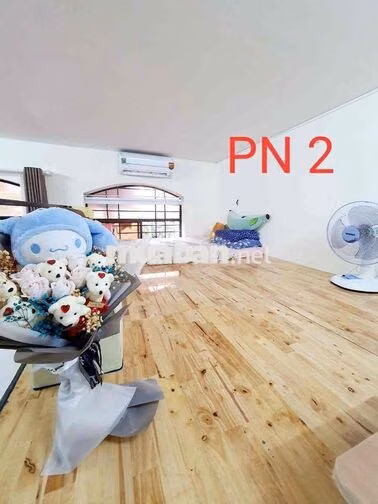 Chính chủ cho thuê căn hộ dịch vụ 2 Phòng Ngủ + Ban Công Rộng