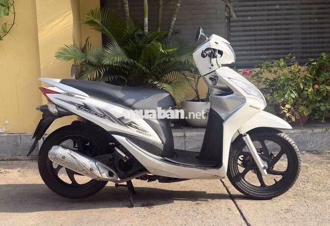 Honda Vision 2012 chính chủ, máy zin biển SG