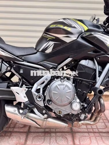 Kawasaki Z650 2019 Đen bs29- xe nguyên bản đẹp mơi
