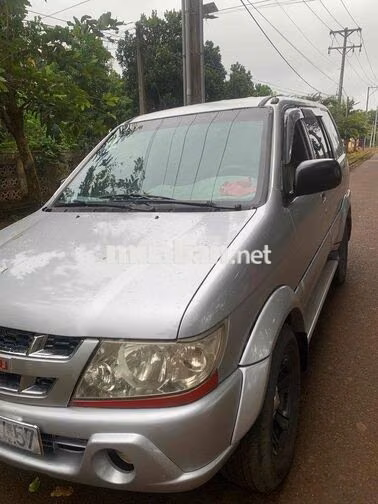 Isuzu 7 chỗ màu Bạc ✅