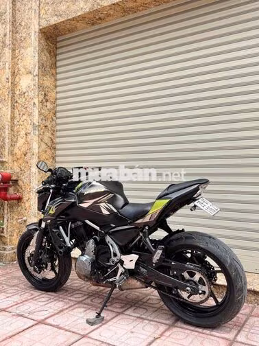 Kawasaki Z650 2019 Đen bs29- xe nguyên bản đẹp mơi