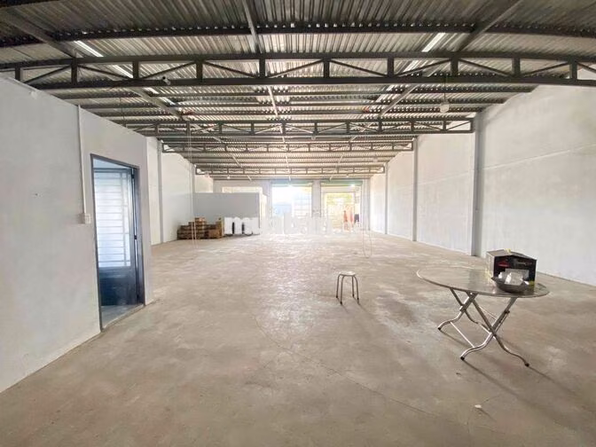 CHO THUÊ KHO 360m2 18tr - CÓ VĂN PHÒNG - ĐIỆN 3PHA - ĐƯỜNG LỚN