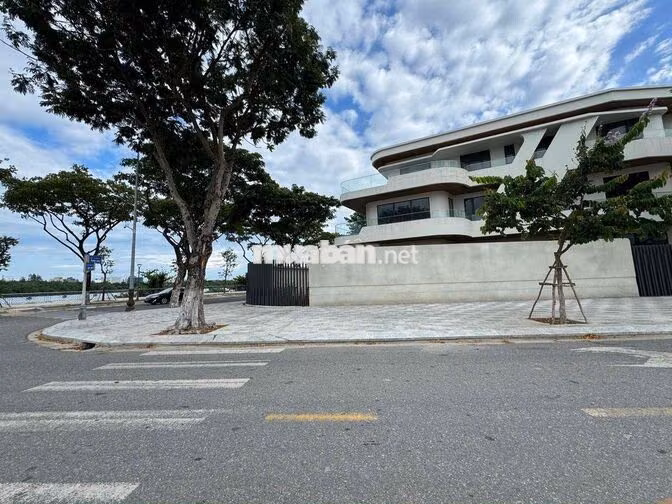 🔥 CHO THUÊ BIỆT THỰ GÓC 2 MẶT TIỀN – VIEW SÔNG HÀN