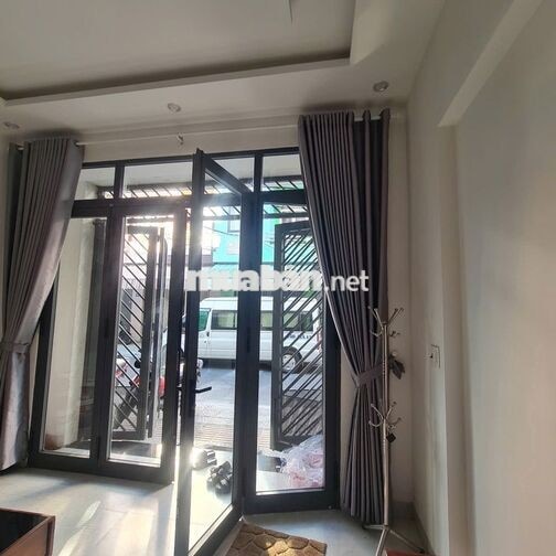 Nhà Nguyên Căn Gần Đường 2/9 | Rộng Rãi Thoáng Mát