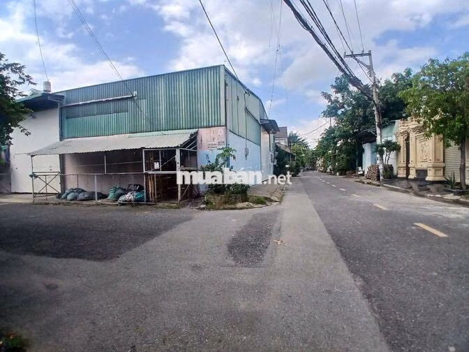 CHO THUÊ KHO XƯỞNG 2 MẶT TIỀN 630M2- CÓ GÁC- PHAN VĂN HỚN- BA ĐIỂM- HM