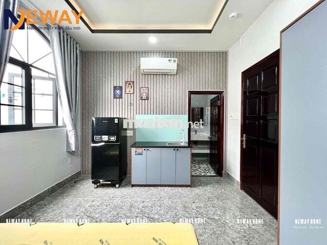 PHÒNG FULL NỘI THẤT CỬA SỔ TRỜI CÁCH TRƯỜNG VĂN HIẾN 10P