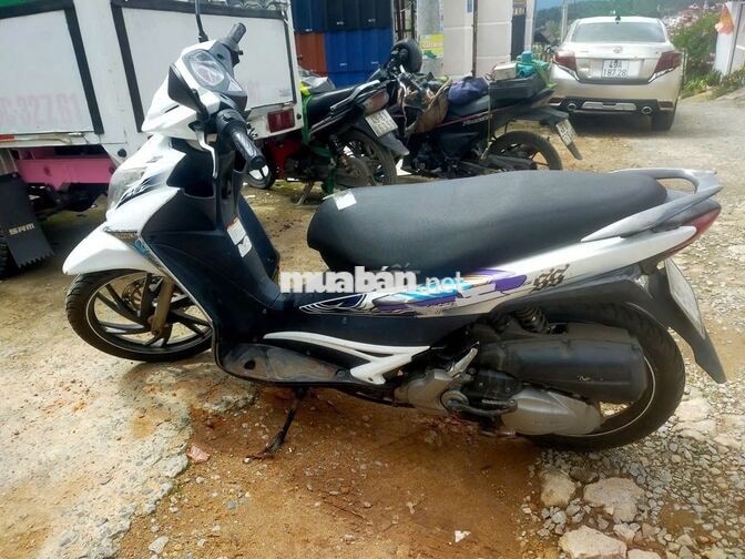 Suzuki Hayate 2013 Trắng