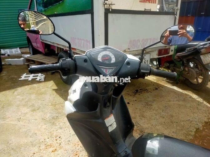 Suzuki Hayate 2013 Trắng