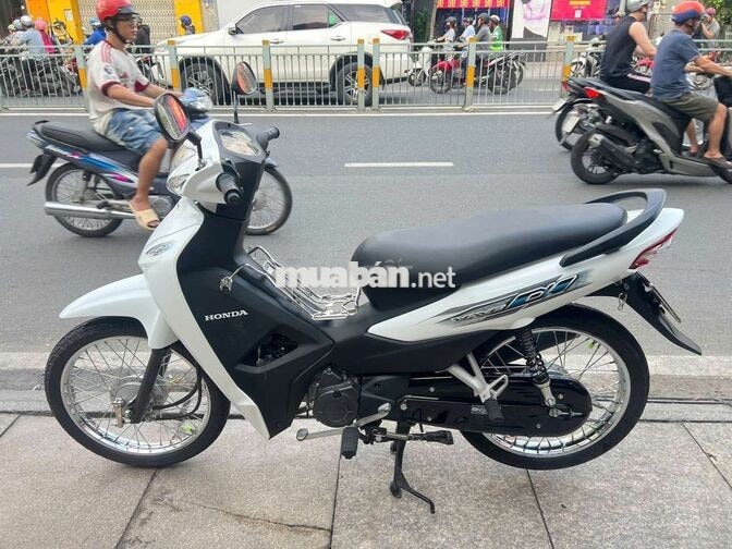 Honda Wave A 2024 Trắng Mới 99%