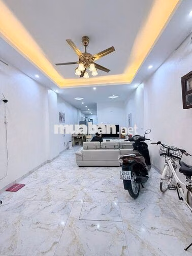 Siêu phẩm Q Tây Hồ phố Âu Cơ - 2 thoáng - 6 TầngThang máy - Ôtô đỗ cửa