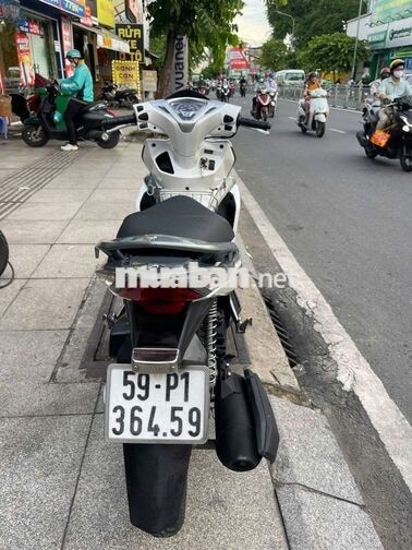 Honda Air Blade 2012 Trắng Đã sử dụng