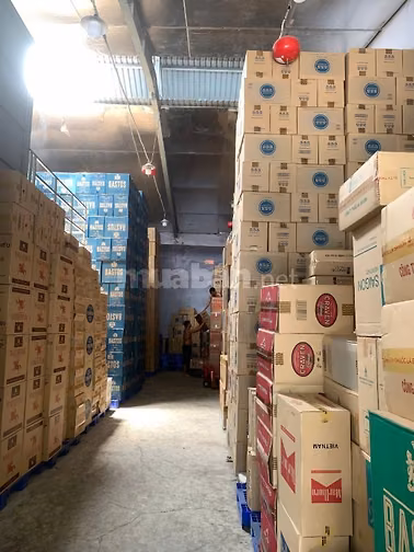 Ngay bây giờ  cần  2 tạp vụ cho kho hàng tiêu dùng 