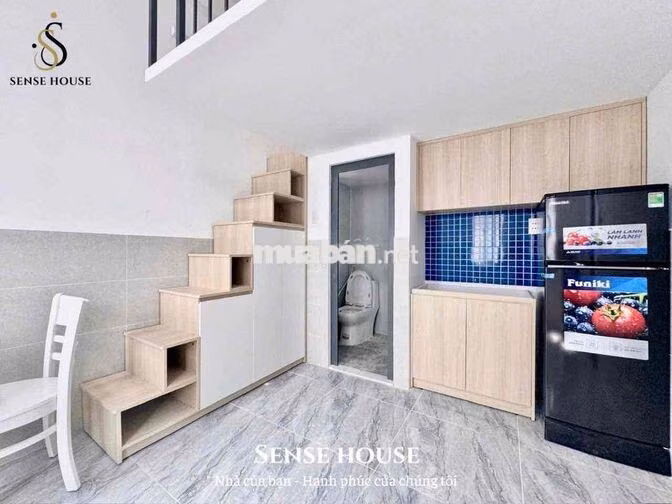 PHÒNG TRỌ GÁC CAO MỚI XÂY GẦN ĐH VĂN HIẾN FULL NỘI THẤT CÓ THANG MÁY