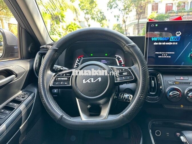 Kia Sonet 2024 Deluxe Xám 22.000 km