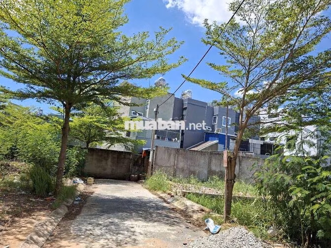 Cần bán đất thổ cư đường ô tô cạnh mặt tiền Nguyễn Bình, Nhà Bè