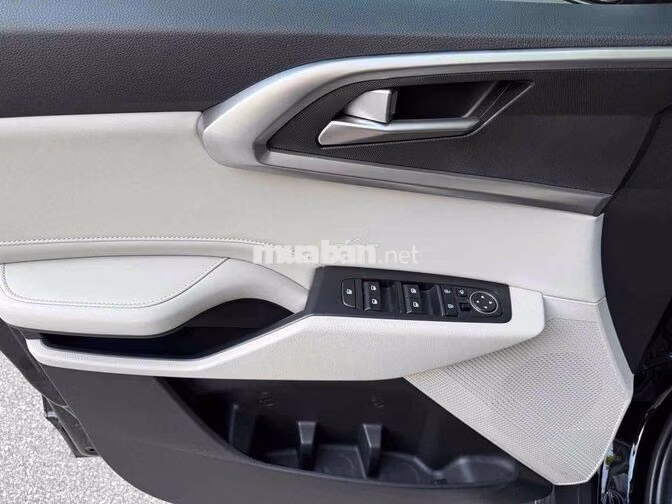 Kia Carens Luxury 2026 zin 11000 km siêu mới đẹp