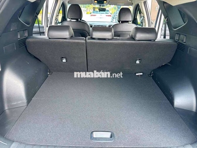Hyundai Tucson 2.0AT 2023 màu trắng cực đẹp chất