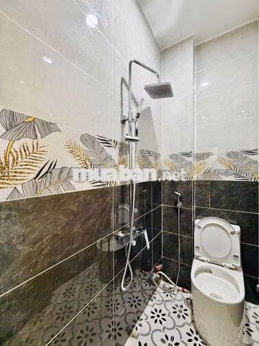 Nhà Đẹp - Giá mềm Cho Anh Chị Đây ! Nhỉnh 4 Đ