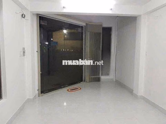 Sát mặt tiền cao đạt. quận 5  - 3pn - kd tự do - full máy lạnh