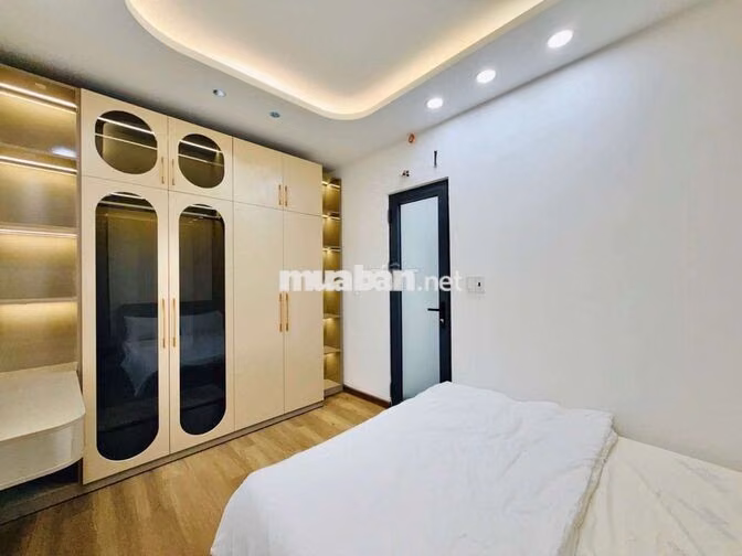 Nhà Đẹp - Giá mềm Cho Anh Chị Đây ! Nhỉnh 4 Đ