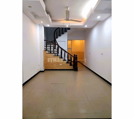 [CHO THUÊ] Nhà Phố Trịnh Công Sơn - 3 Tầng 4PN - Đi Bộ 200m Ra Hồ Tây 