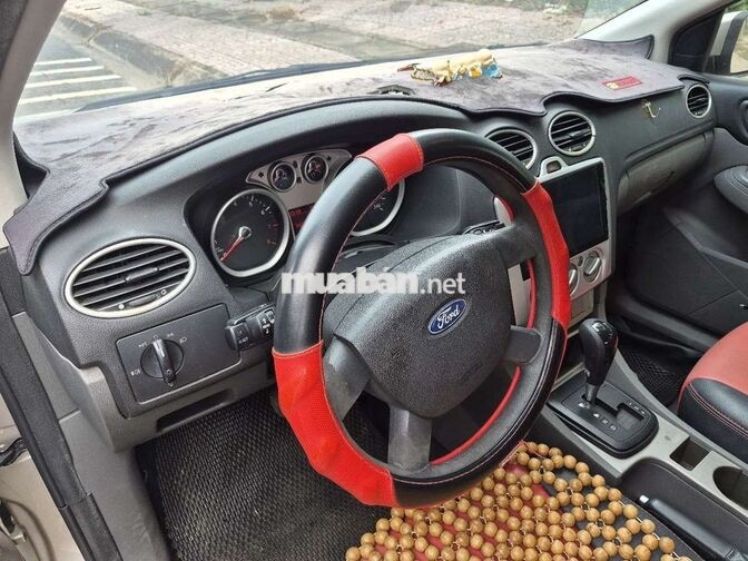 Ford Focus 2011 Tự động Xăng Vàng cát