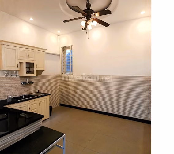 [CHO THUÊ] Nhà Phố Trịnh Công Sơn - 3 Tầng 4PN - Đi Bộ 200m Ra Hồ Tây 