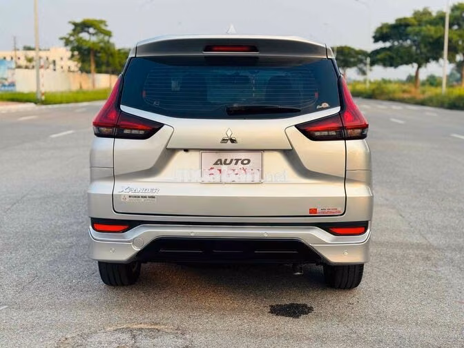 Mitsubishi Xpander 1.5AT 2018 Bạc