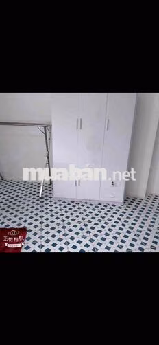 cho thuê nguyên lầu 1 có ban công