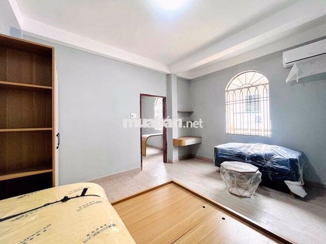 SANG CHDV CĂN GÓC 2 MT NGUYỄN CHÍ THANH- THUÊ 30 LỜI 50