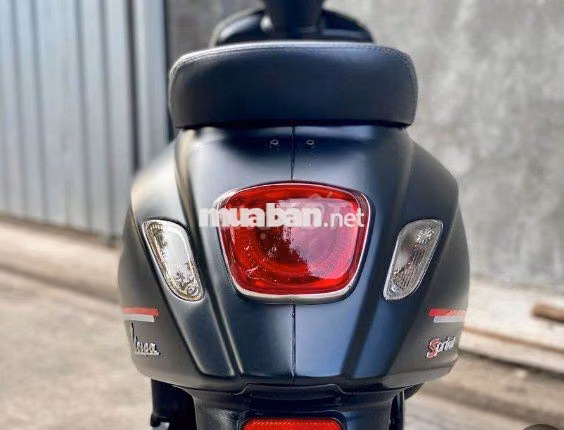 Piaggio Vespa Sprint 150 2023 Đen 16000 km