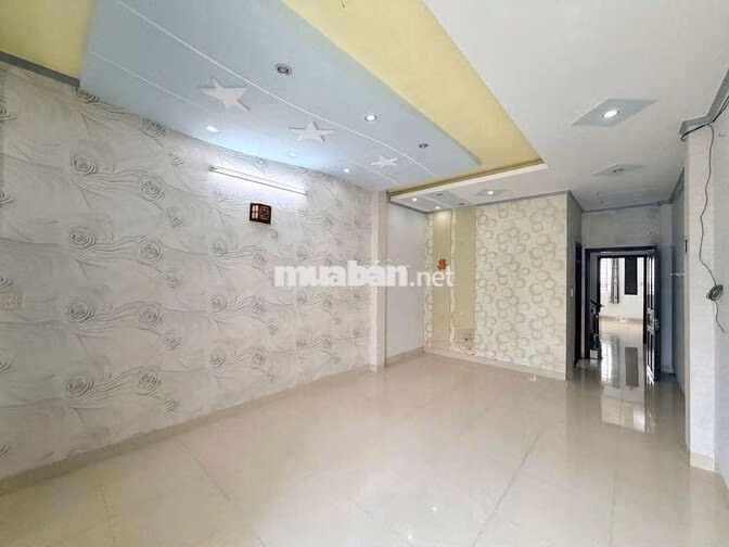 Nhà trệt 2 lầu 4PN đường Lê Chân KDC 91B