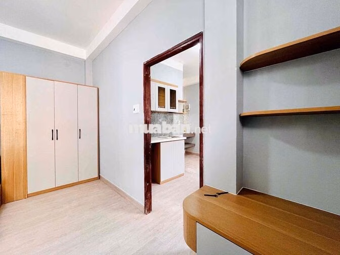 SANG CHDV CĂN GÓC 2 MT NGUYỄN CHÍ THANH- THUÊ 30 LỜI 50
