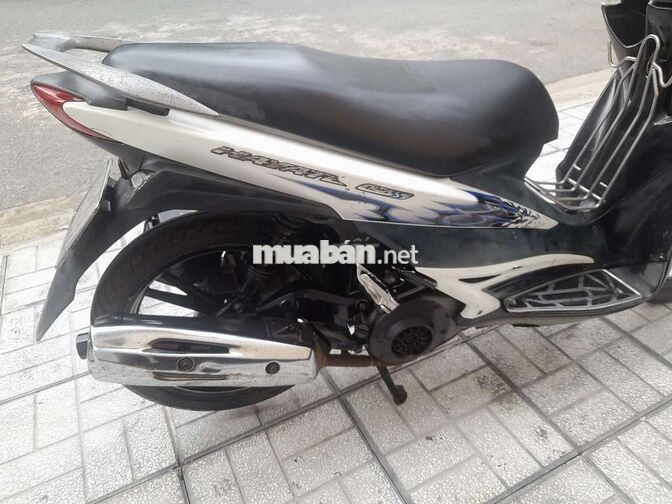 Suzuki Hayate Fi 2012 Trắng