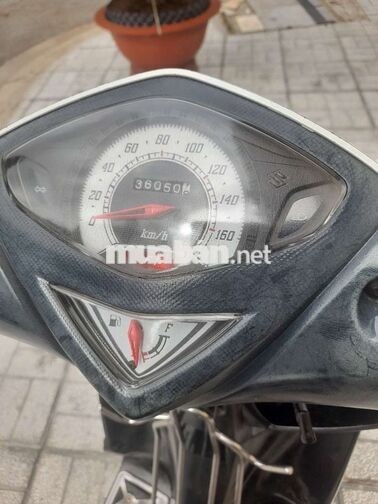 Suzuki Hayate Fi 2012 Trắng